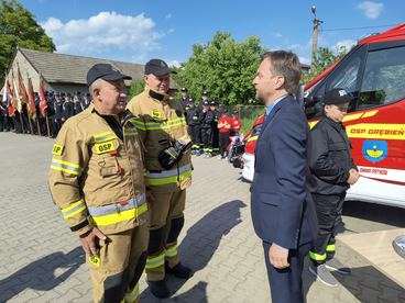 Gmina Pątnów: OSP Grębień ma nowy wóz strażacki